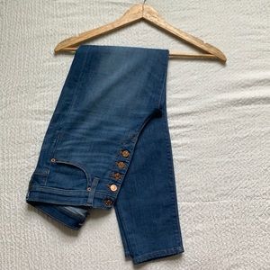 🌿⚪️⚫️J.Crew 10” high-rise toothpick jeans